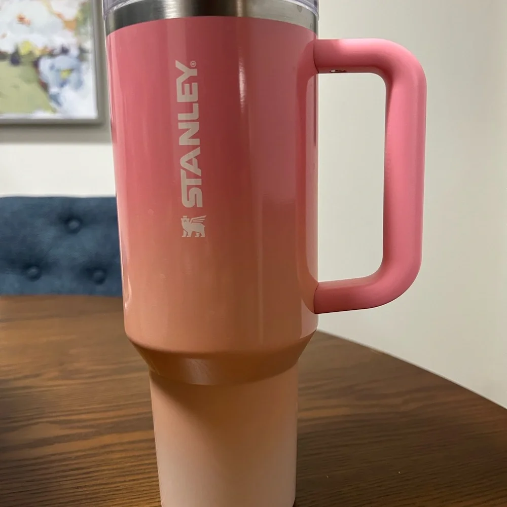 Stanley Pink Ombre Handle Tumbler - Insulated Travel Mug - Picture 1 of 4